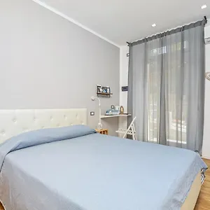 https://the-dream-station.hotelitalianriviera.com