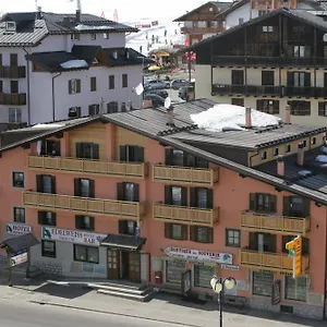 hotel-edelweiss-passo-del-tonale.it-lombardy.com/