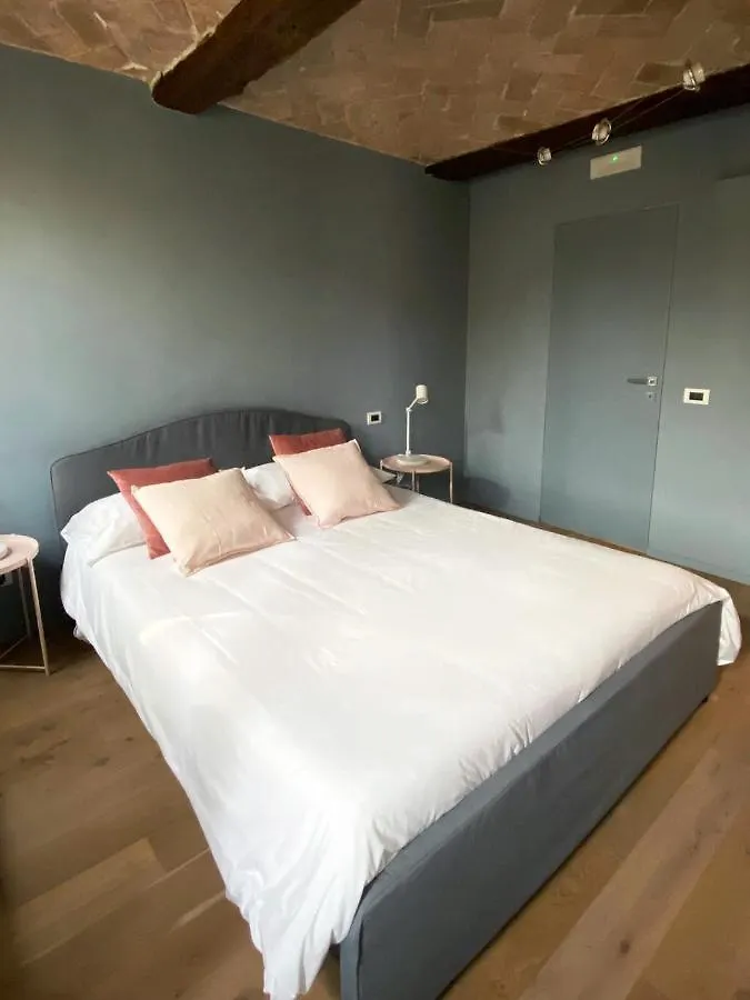 Guest house Empire - Affittacamere Modena Italy